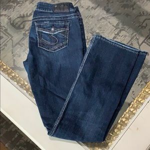Boot cut jeans